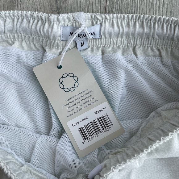 Men’s Marwida Swim Trunks Size Medium NWT - Picture 3 of 4